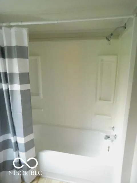 323 Desart Street Brazil, IN 47834