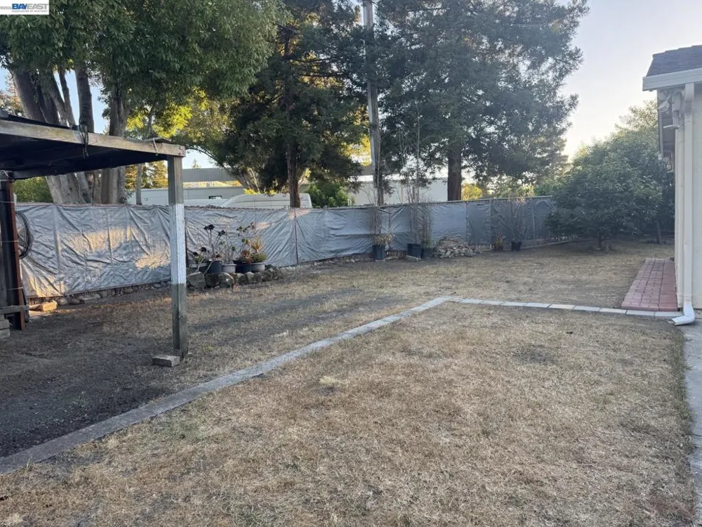 1603 Morgan St Mountain View, CA 94043