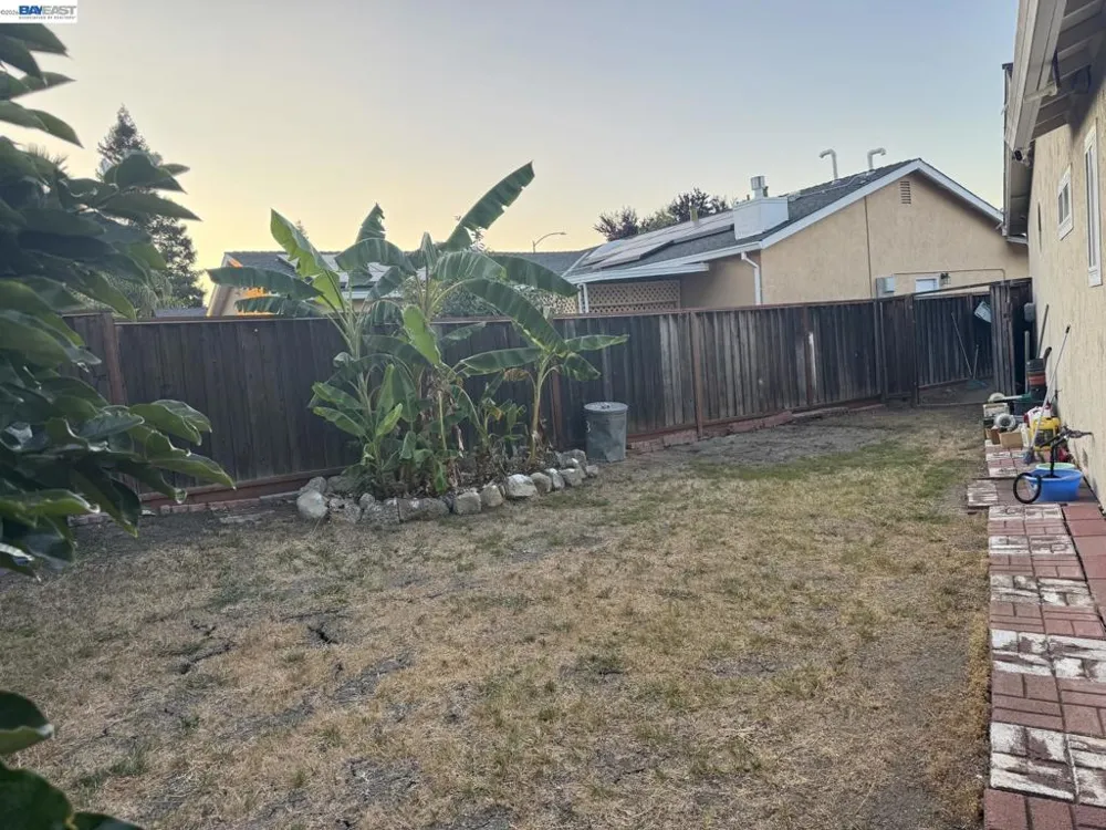 1603 Morgan St Mountain View, CA 94043