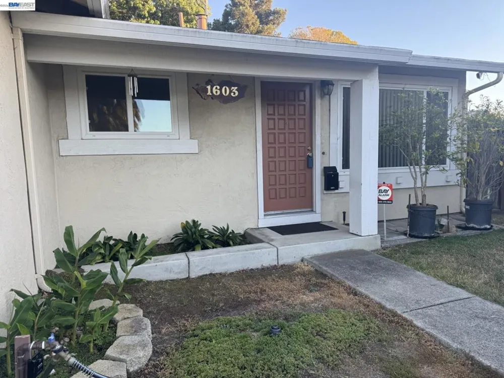 1603 Morgan St Mountain View, CA 94043
