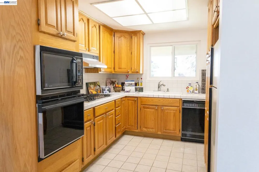 1603 Morgan St Mountain View, CA 94043