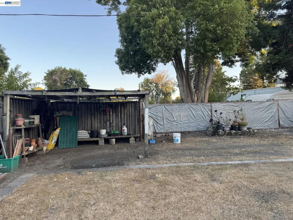 1603 Morgan St Mountain View, CA 94043