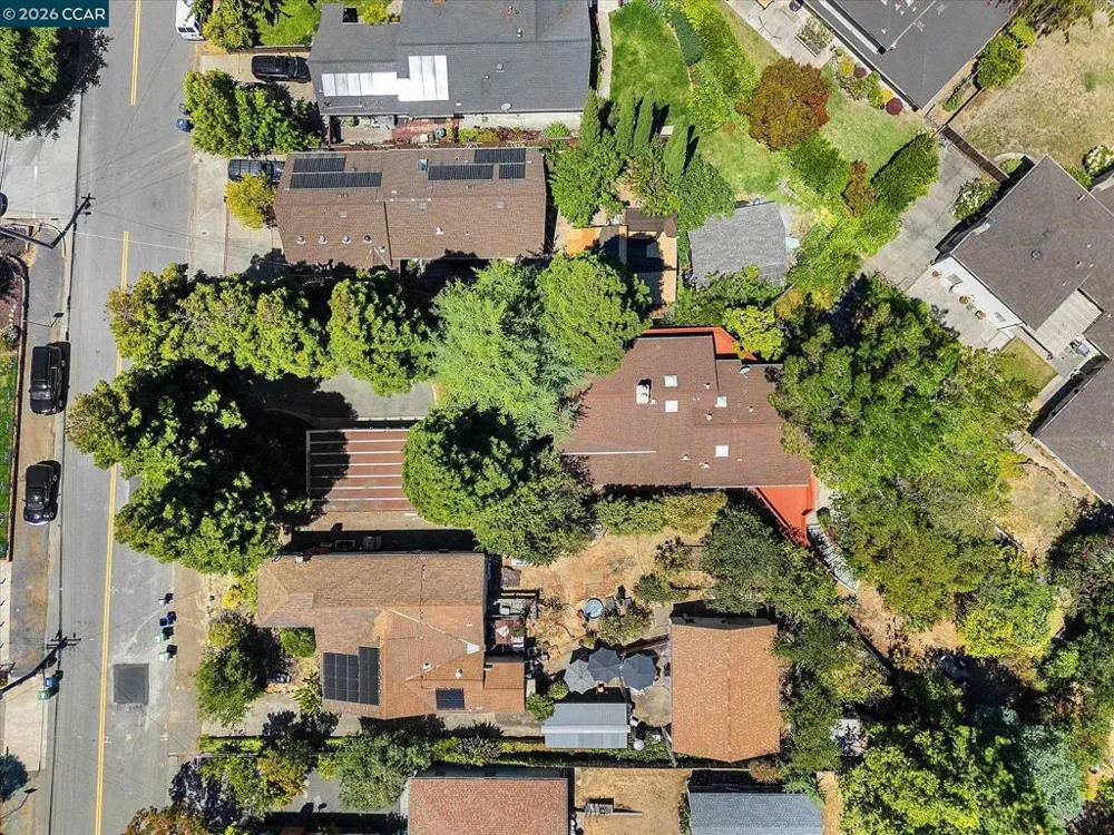 17460 Vineyard Rd Castro Valley, CA 94546