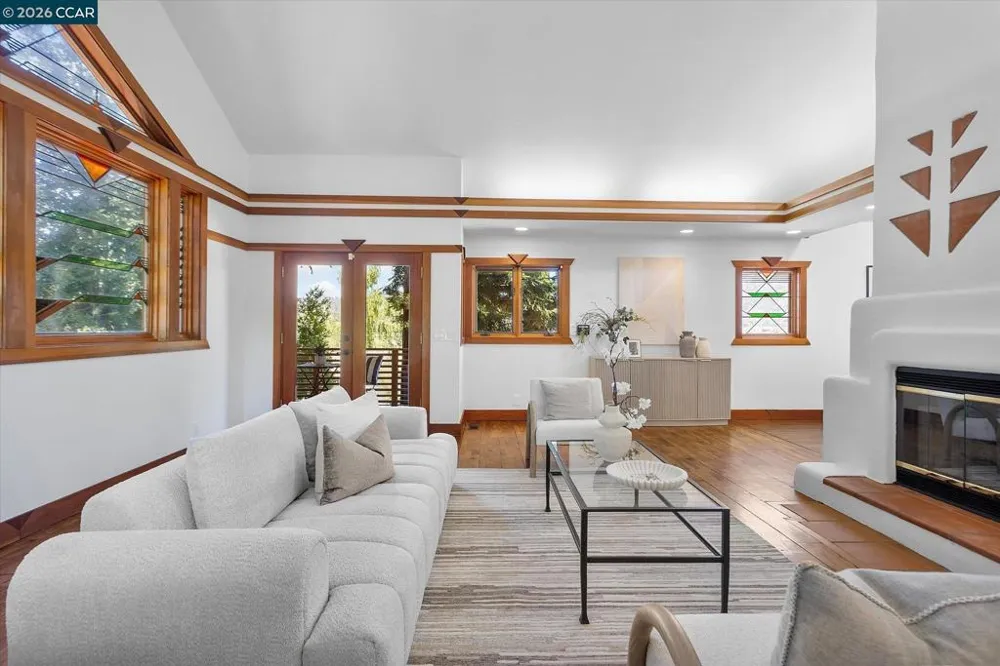 17460 Vineyard Rd Castro Valley, CA 94546