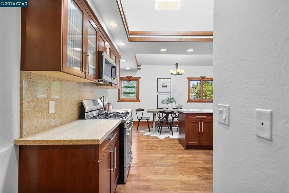 17460 Vineyard Rd Castro Valley, CA 94546
