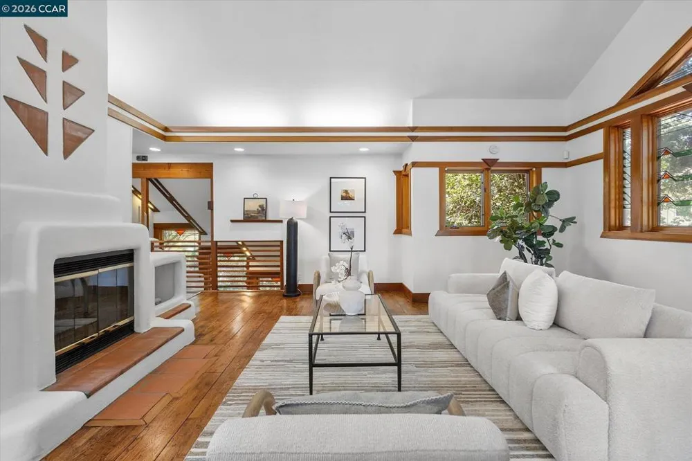 17460 Vineyard Rd Castro Valley, CA 94546