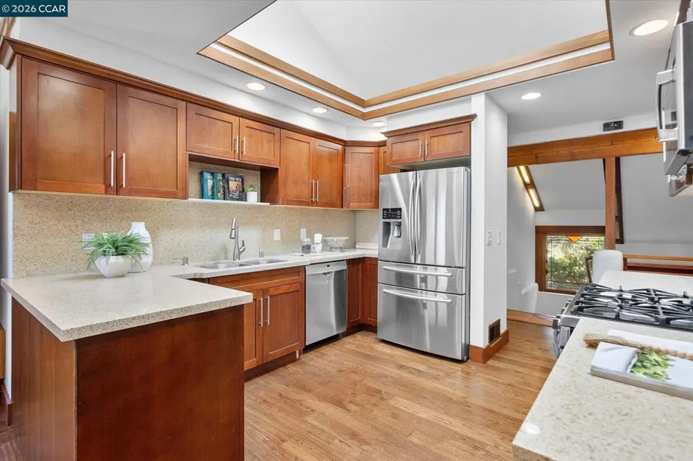 17460 Vineyard Rd Castro Valley, CA 94546