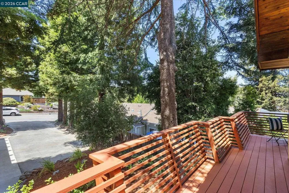 17460 Vineyard Rd Castro Valley, CA 94546