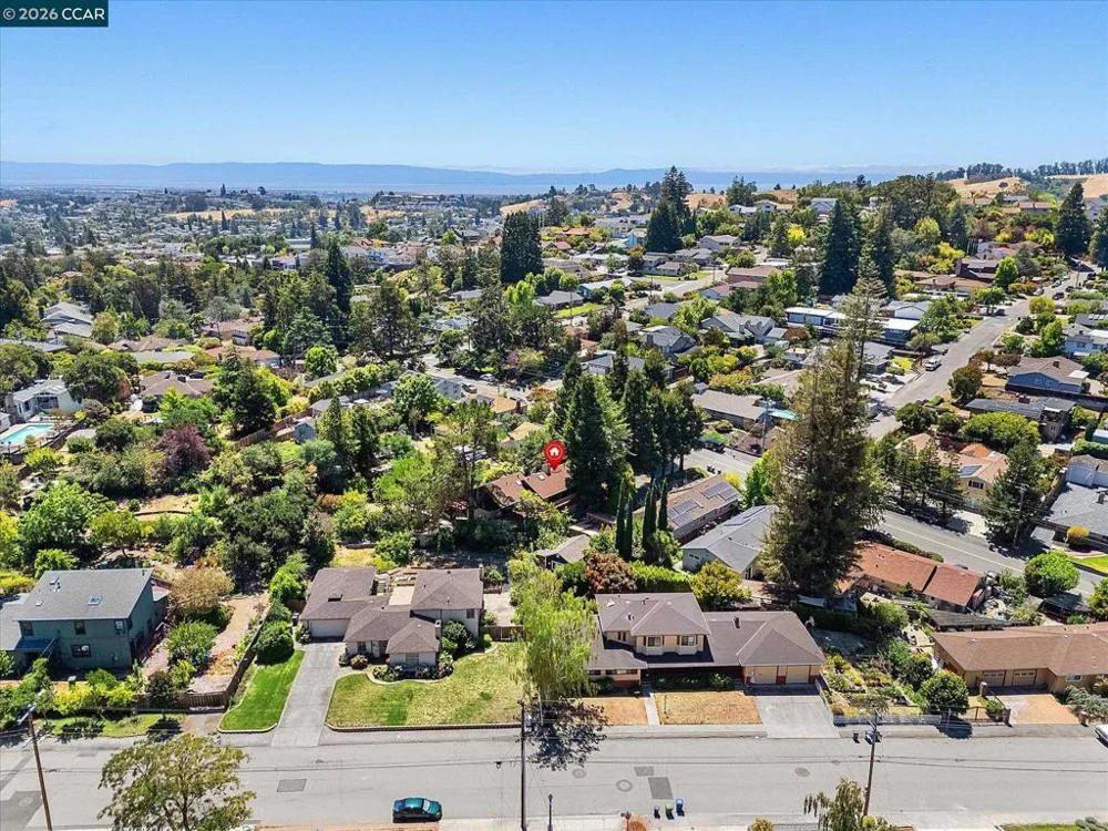 17460 Vineyard Rd Castro Valley, CA 94546