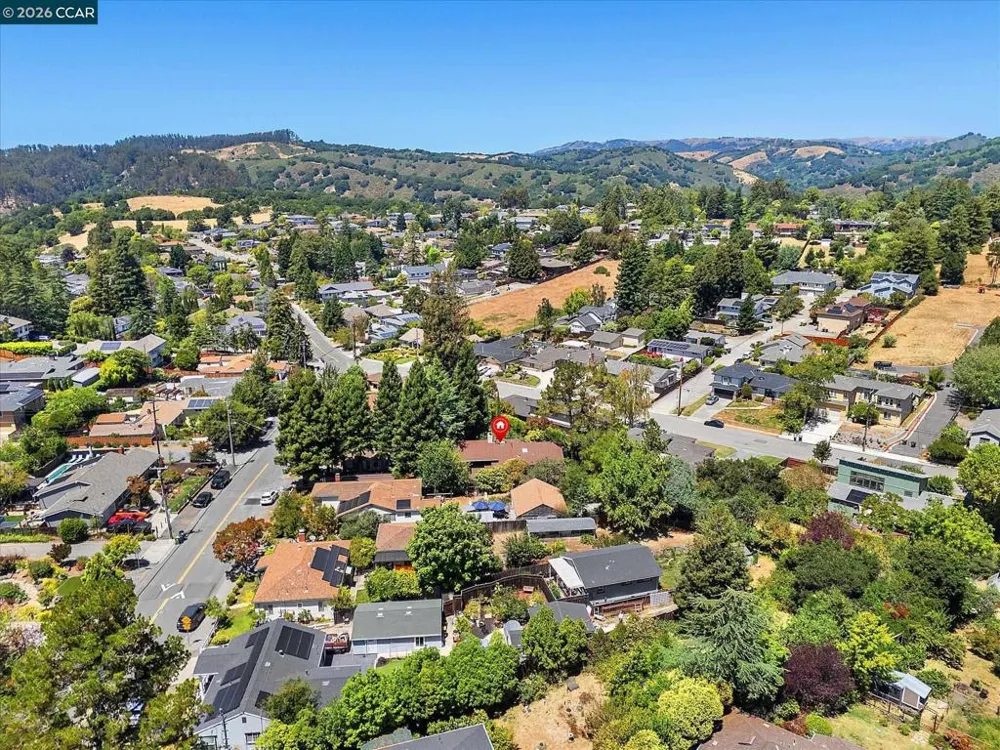 17460 Vineyard Rd Castro Valley, CA 94546