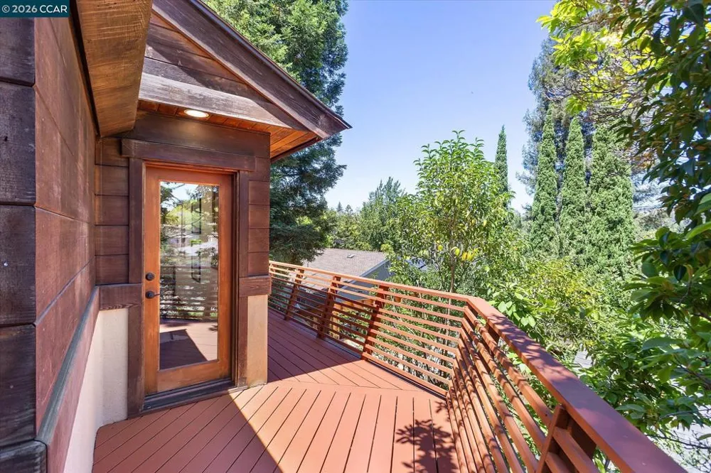 17460 Vineyard Rd Castro Valley, CA 94546