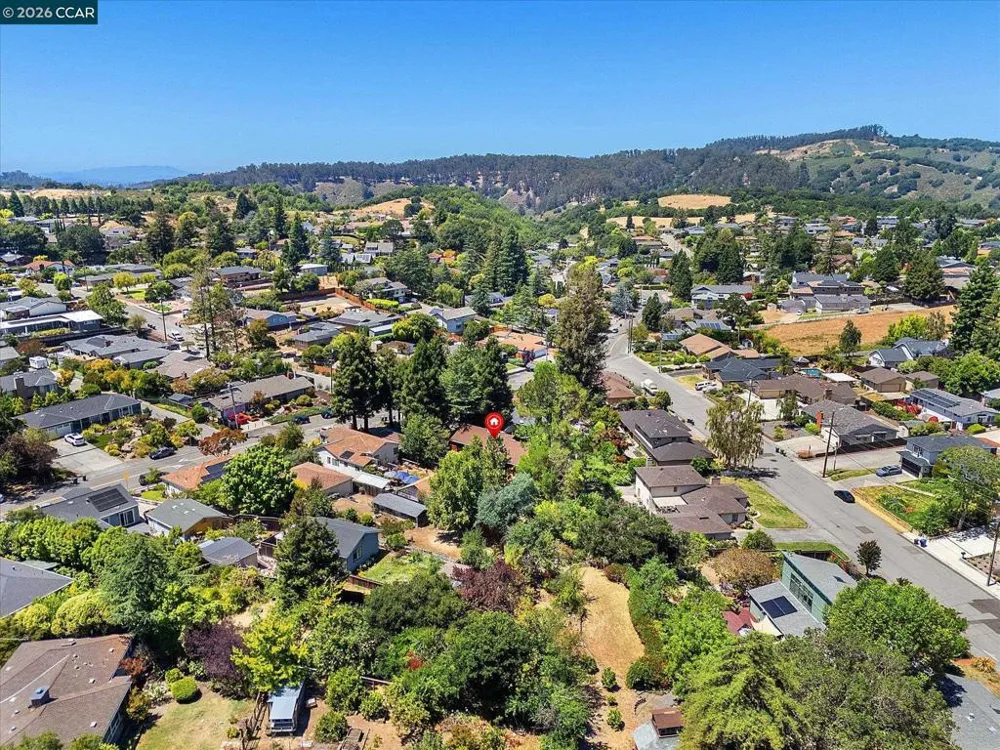 17460 Vineyard Rd Castro Valley, CA 94546