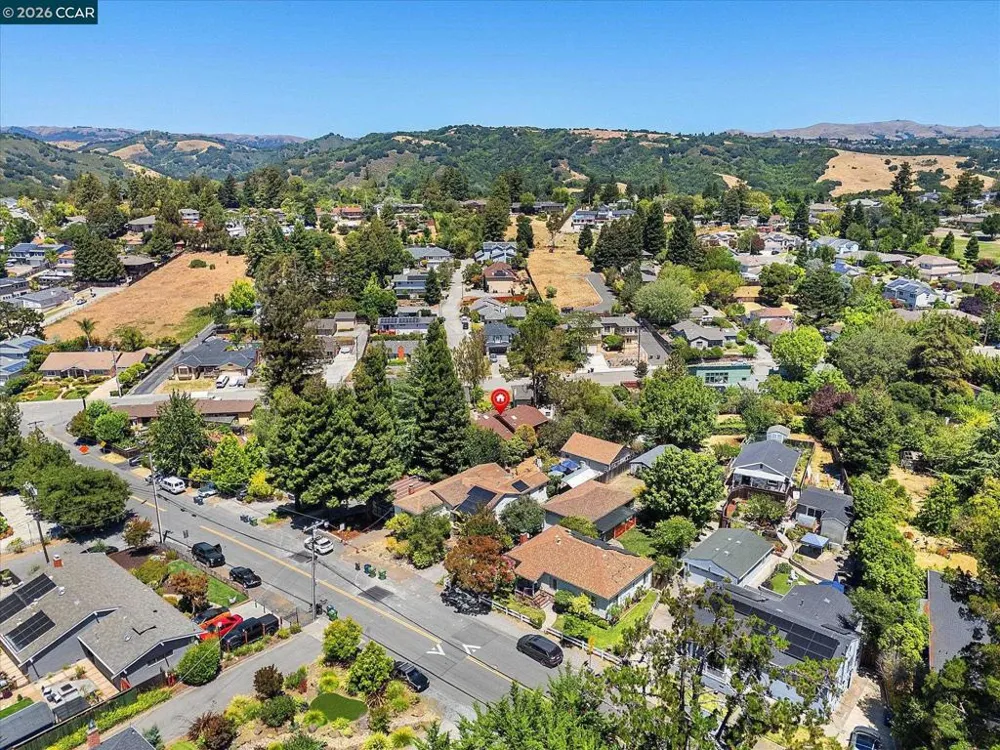 17460 Vineyard Rd Castro Valley, CA 94546