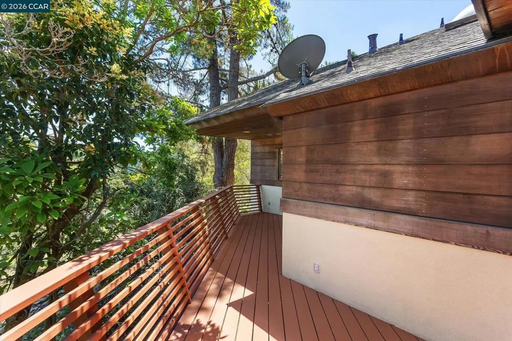 17460 Vineyard Rd Castro Valley, CA 94546