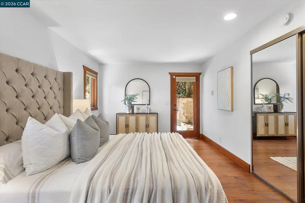17460 Vineyard Rd Castro Valley, CA 94546