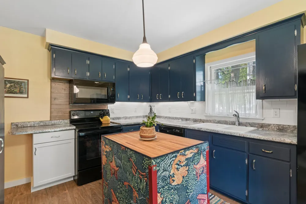 113 4th Street E Carver, MN 55315