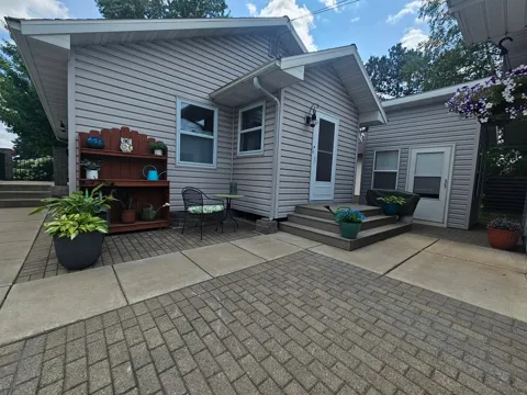 701 Auburn Avenue