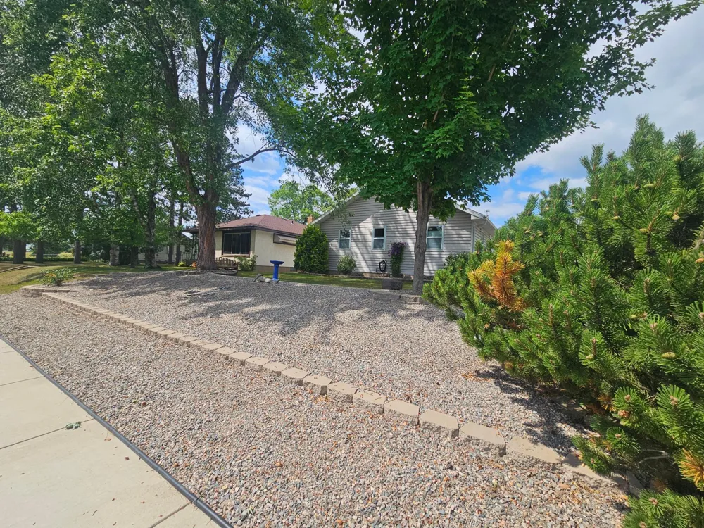 701 Auburn Avenue Eveleth, MN 55734