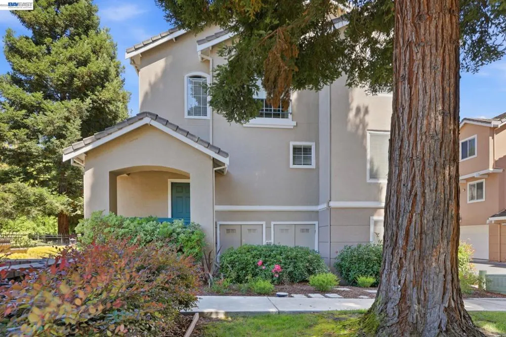 9003 Falcon St Danville, CA 94506