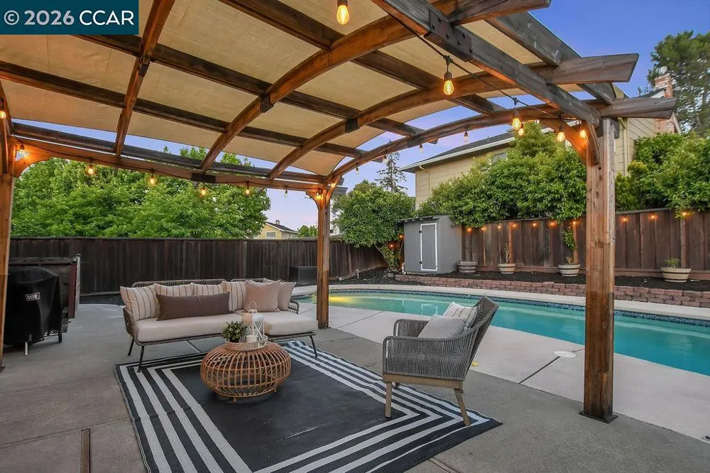 1154 Breckenridge Court Martinez, CA 94553