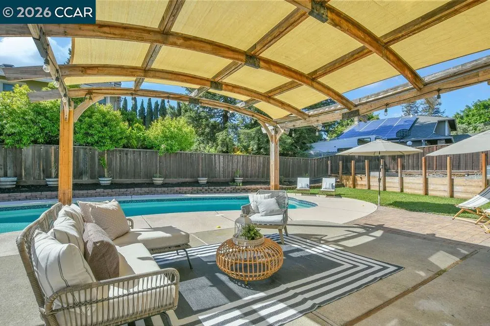 1154 Breckenridge Court Martinez, CA 94553