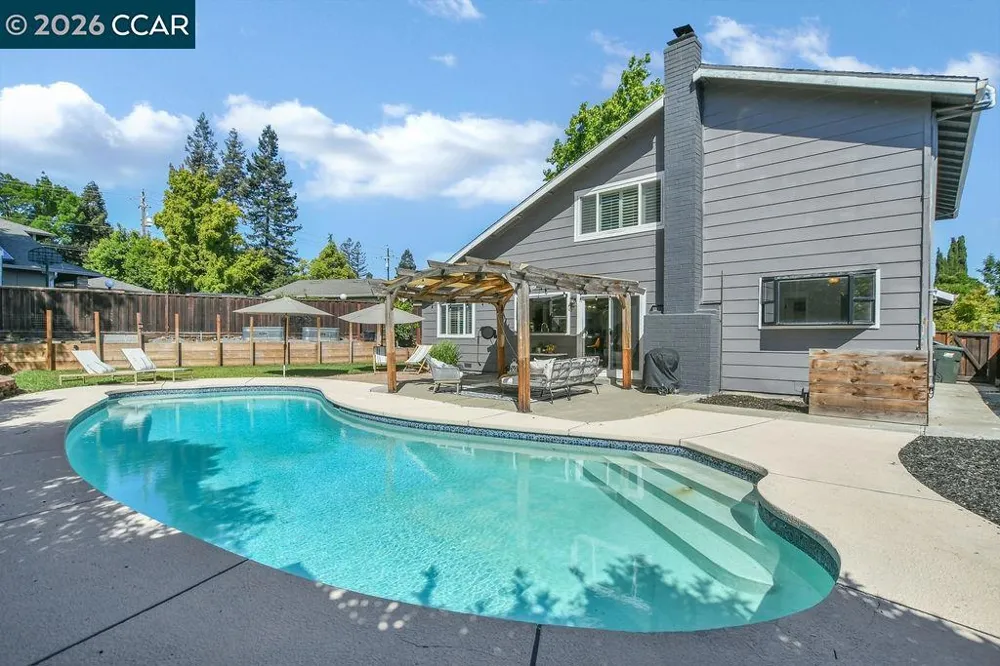 1154 Breckenridge Court Martinez, CA 94553