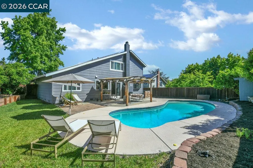 1154 Breckenridge Court Martinez, CA 94553