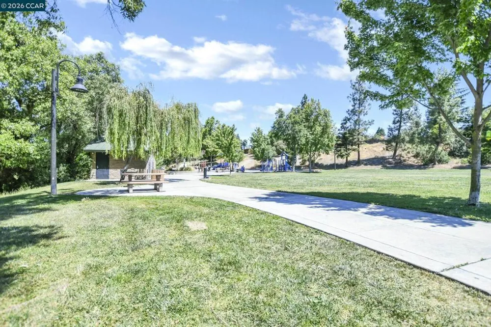 1154 Breckenridge Court Martinez, CA 94553