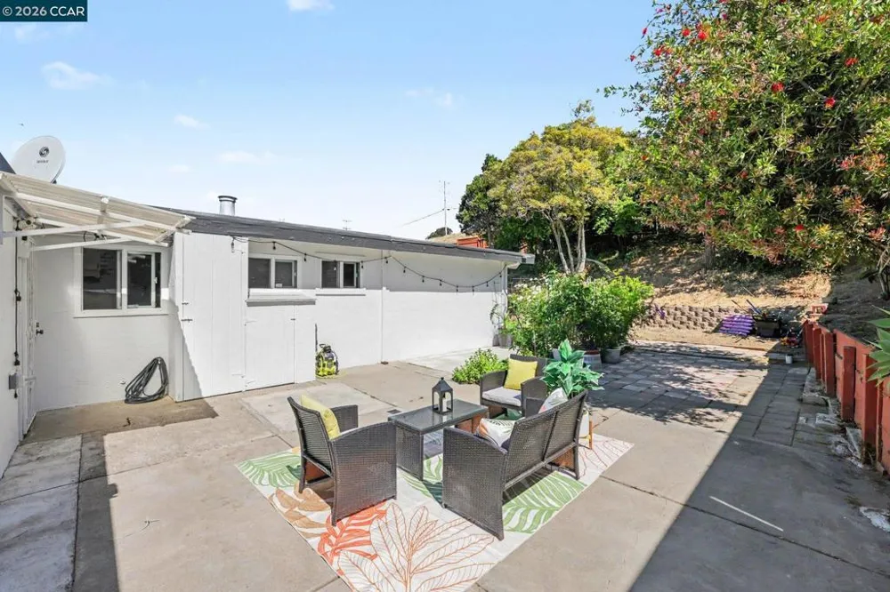 1927 Miner Ave San Pablo, CA 94806