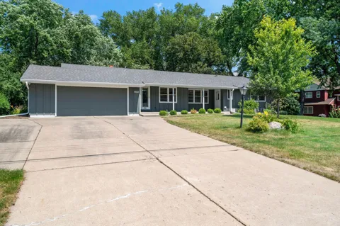6112 Jeffrey Lane