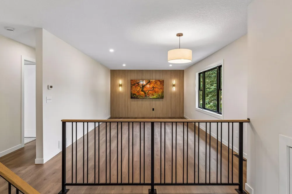 640 Grospoint Lane Oakdale, MN 55128