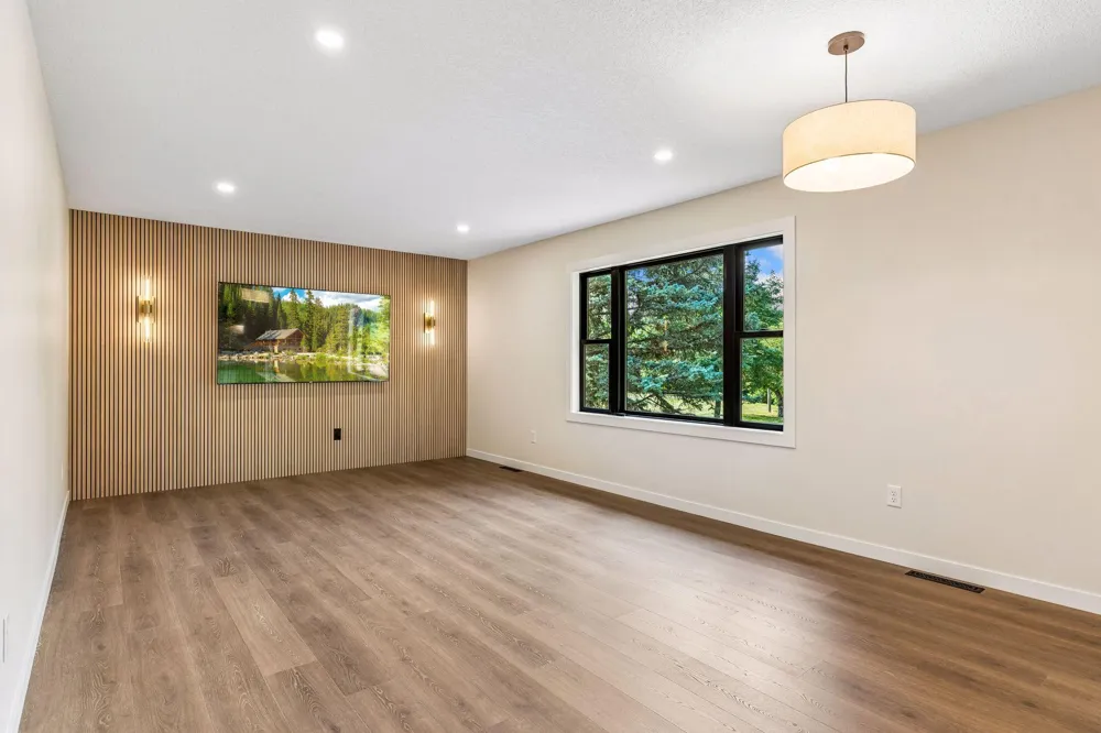 640 Grospoint Lane Oakdale, MN 55128