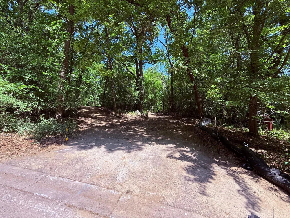 11800 Live Oak Dr Minnetonka, MN 55305