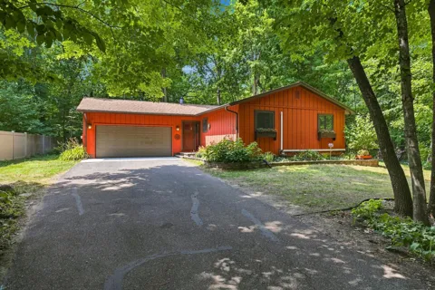 5134 County Road 11 NW