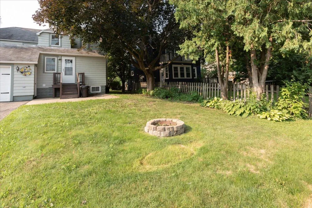 116 Pine Street Glenwood City, WI 54013