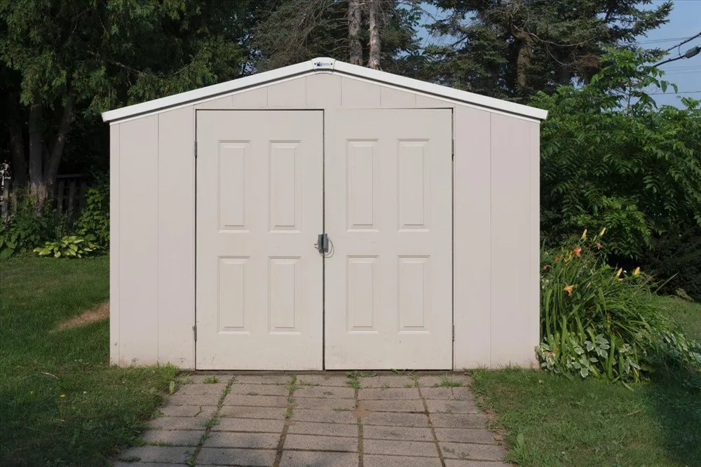 116 Pine Street Glenwood City, WI 54013
