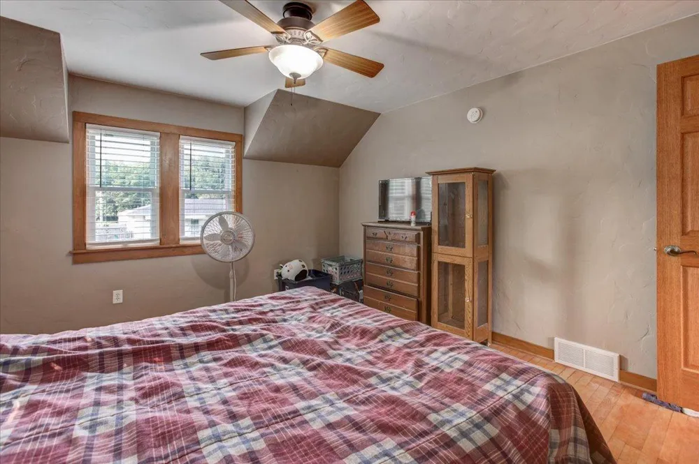 116 Pine Street Glenwood City, WI 54013