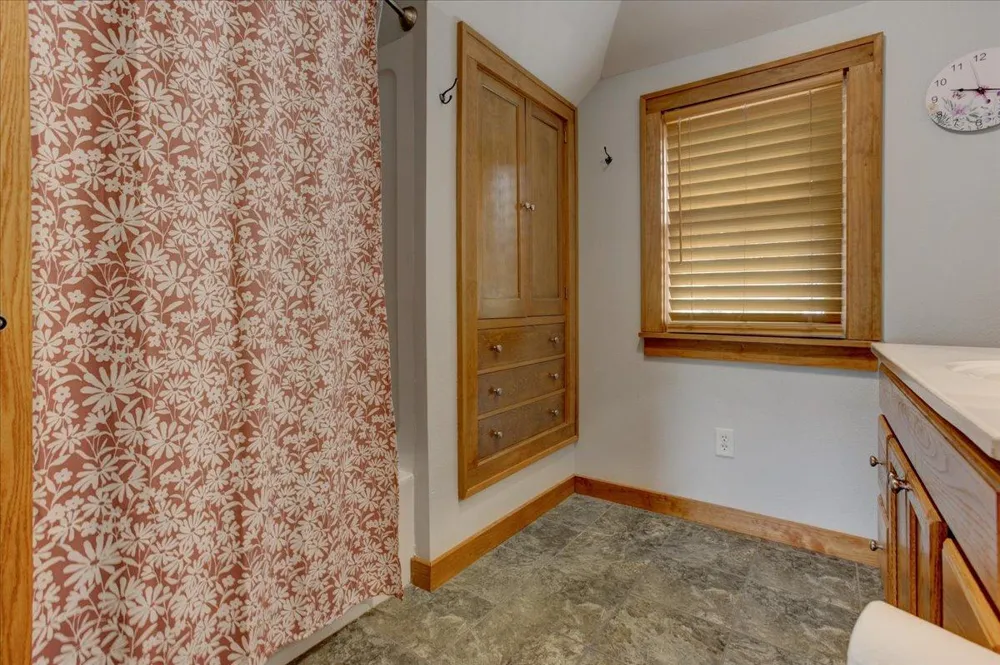 116 Pine Street Glenwood City, WI 54013