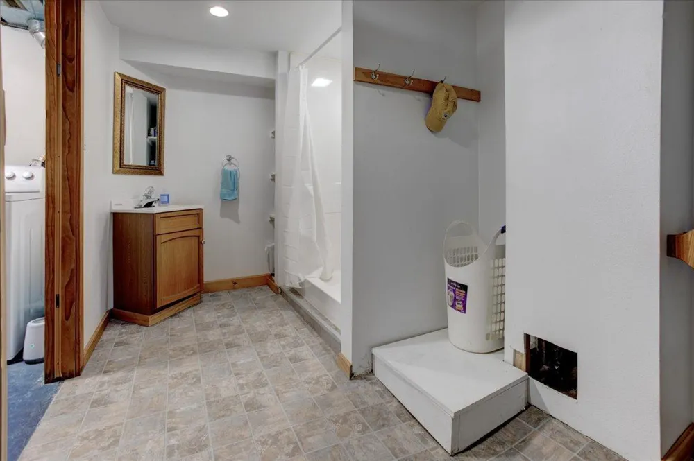 116 Pine Street Glenwood City, WI 54013