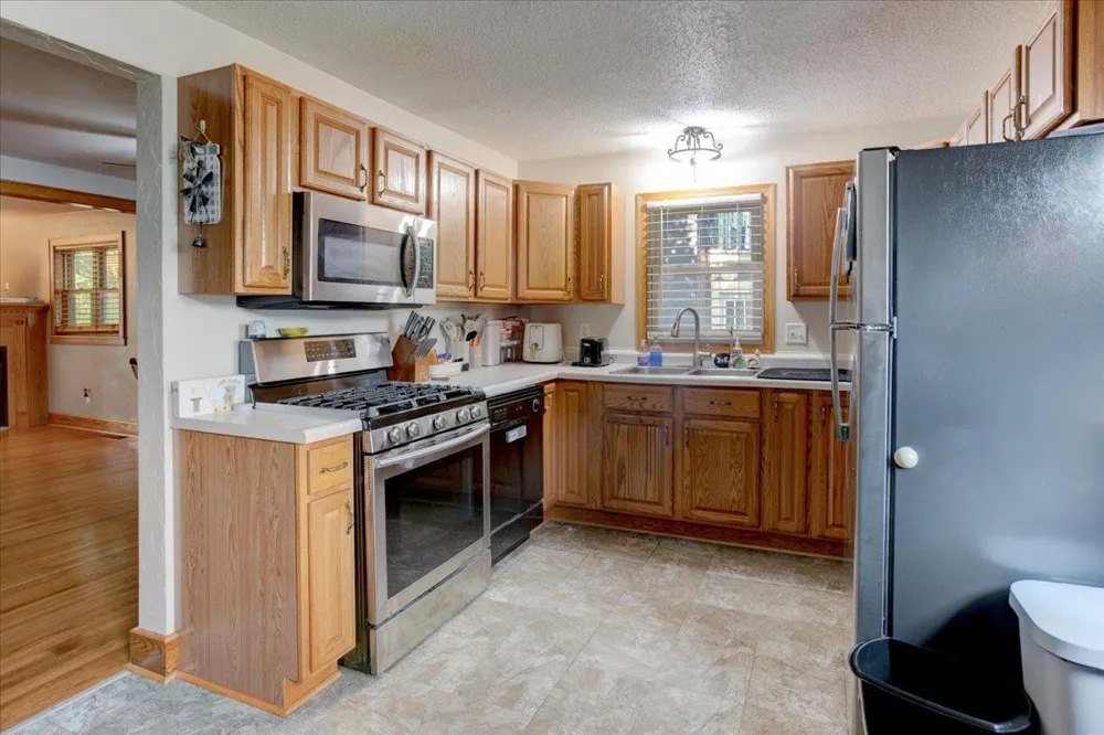 116 Pine Street Glenwood City, WI 54013