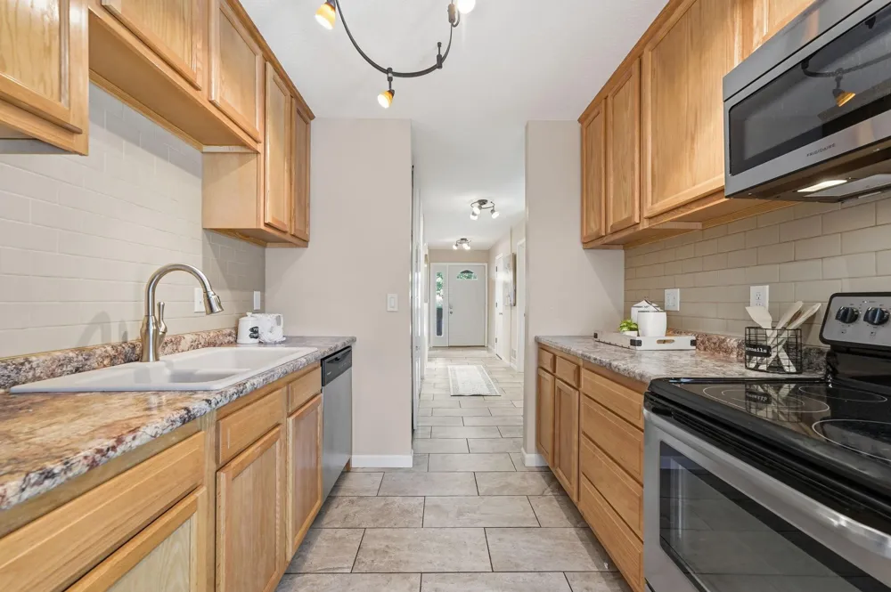1762 Mcknight Road #17 Maplewood, MN 55109