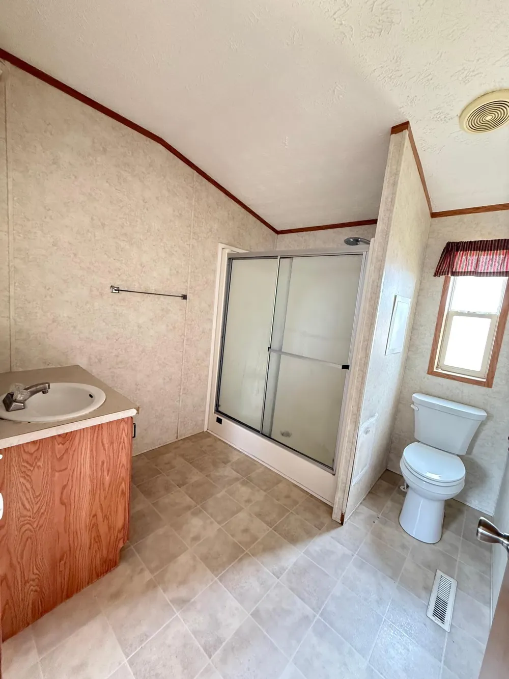 15 Raasch Ranch Zumbrota, MN 55992