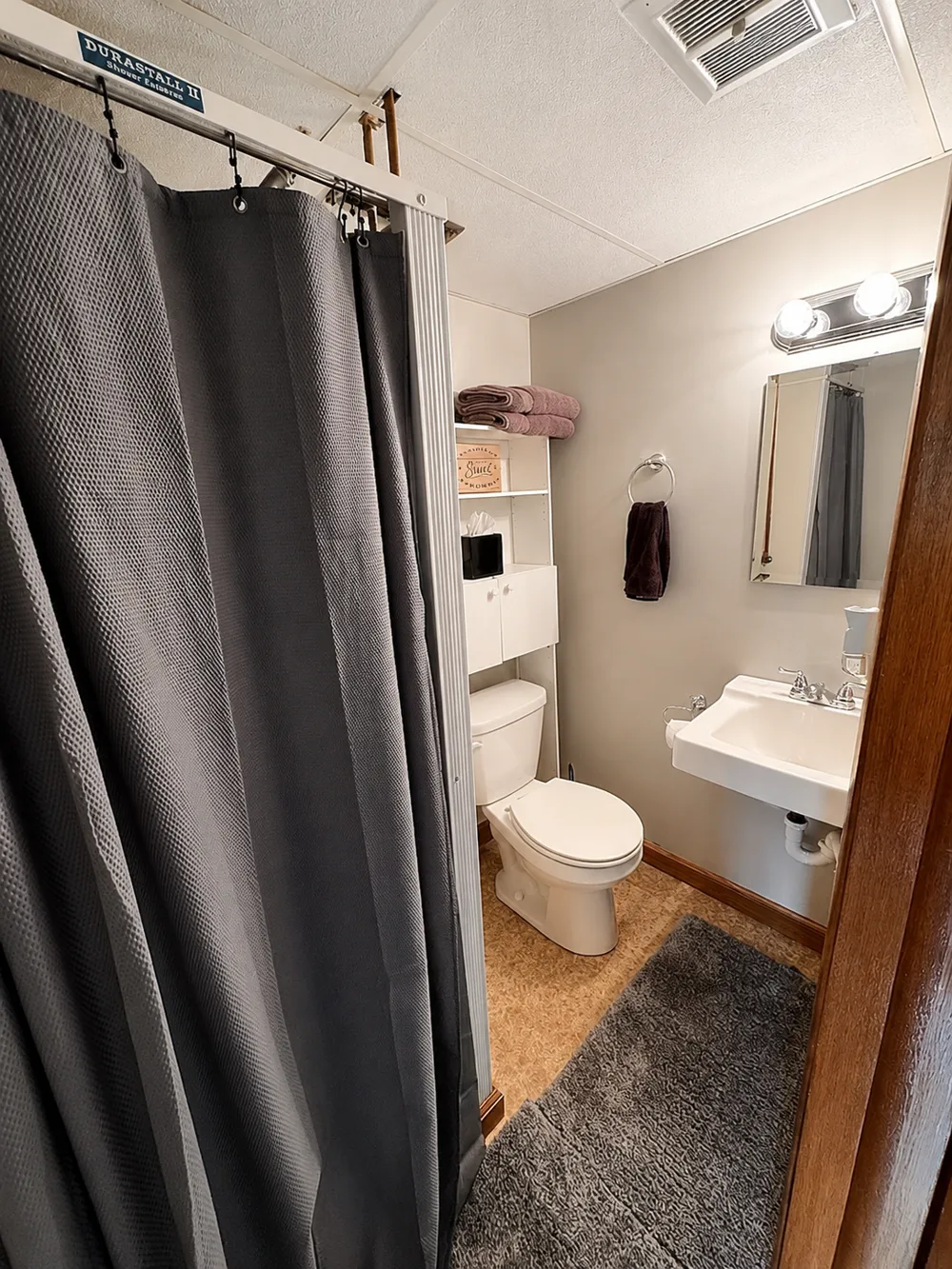 205 Main Street W Geneva, MN 56035