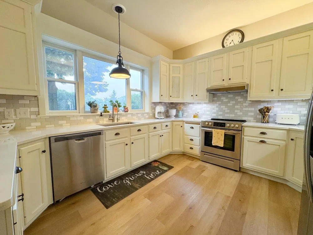 550 Guttenberg Heights Fergus Falls, MN 56537