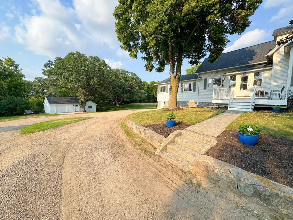 550 Guttenberg Heights Fergus Falls, MN 56537