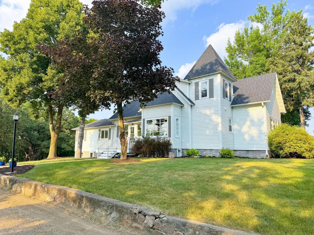 550 Guttenberg Heights Fergus Falls, MN 56537