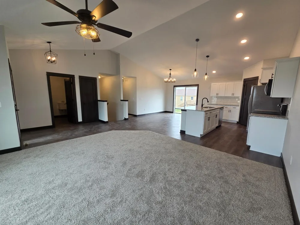 314 Falcon Run Eagle Lake, MN 56024