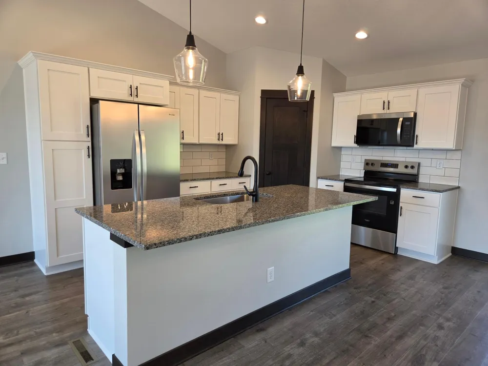 314 Falcon Run Eagle Lake, MN 56024