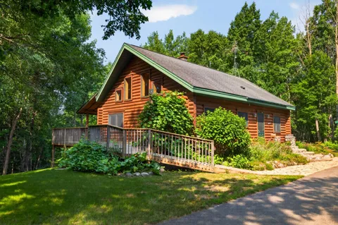 21169 Firefly Trail