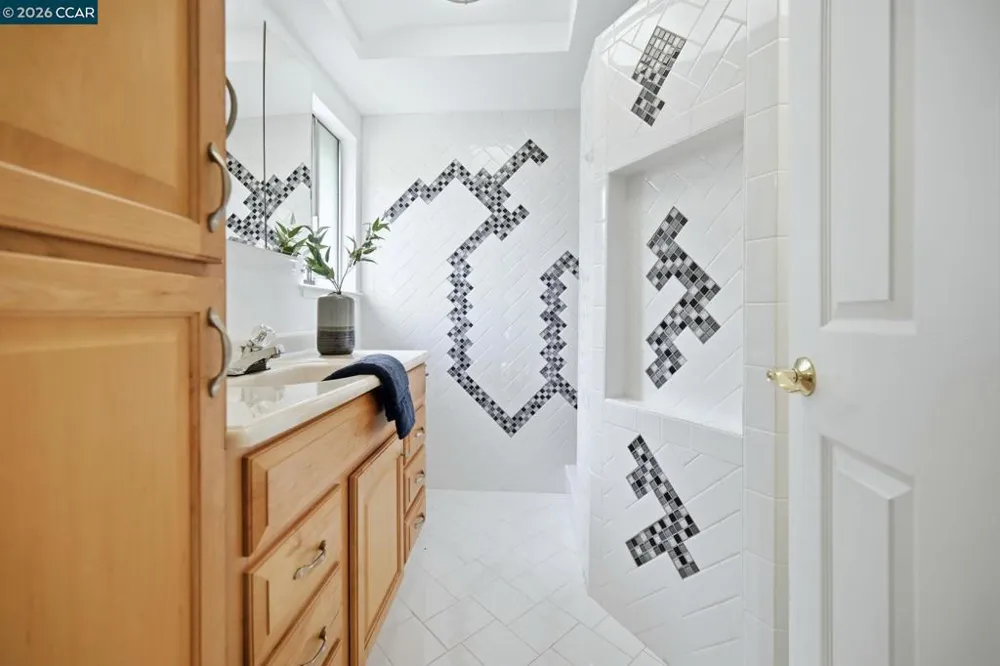 923 Pinon Dr Martinez, CA 94553